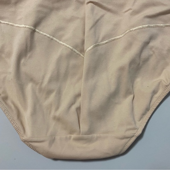 Maidenform High Waisted Tummy Control Brief - Picture 4 of 15